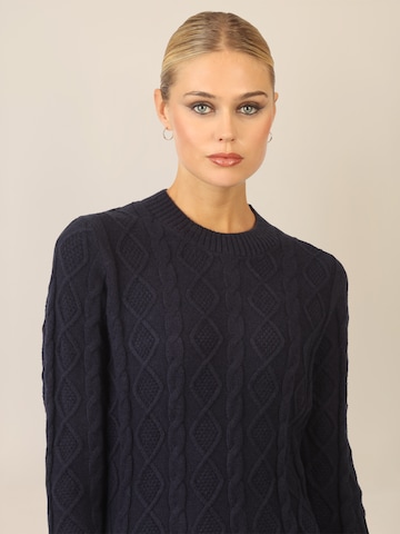 APART Knitted dress in Blue