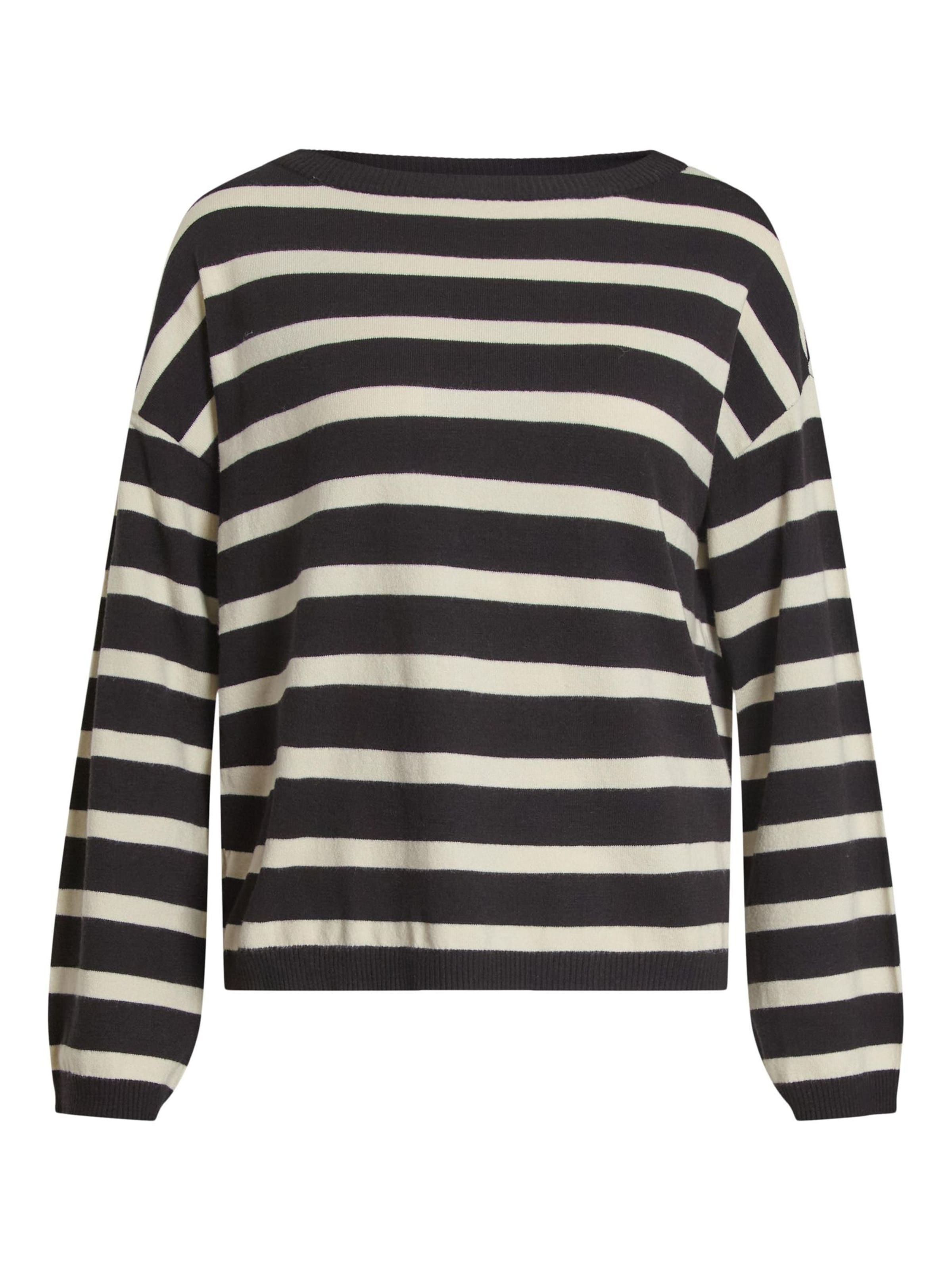 VILA Sweater in Black: front