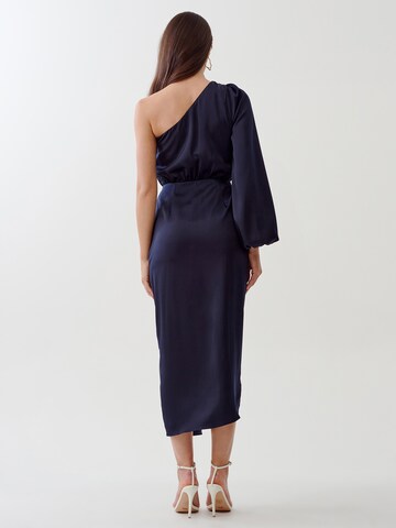 Chancery Dress 'PALMER' in Blue: back