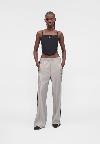 ADIDAS ORIGINALS Loosefit Broek 'FB' in Grijs