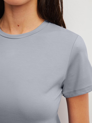 Maillot de corps 'Natural Skin' CALIDA en gris