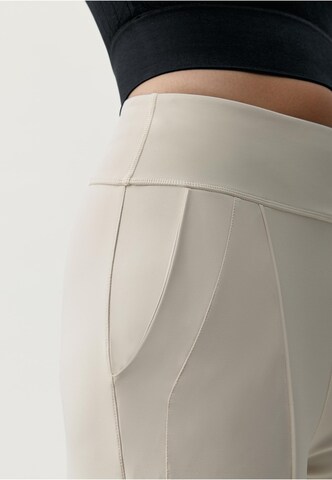 Born Living Yoga Wide leg Sportbroek 'Lua' in Beige