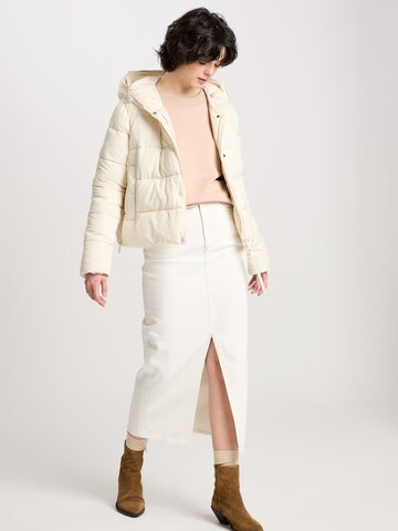 CROSS JEANS Winterjacke '81267' in Weiß
