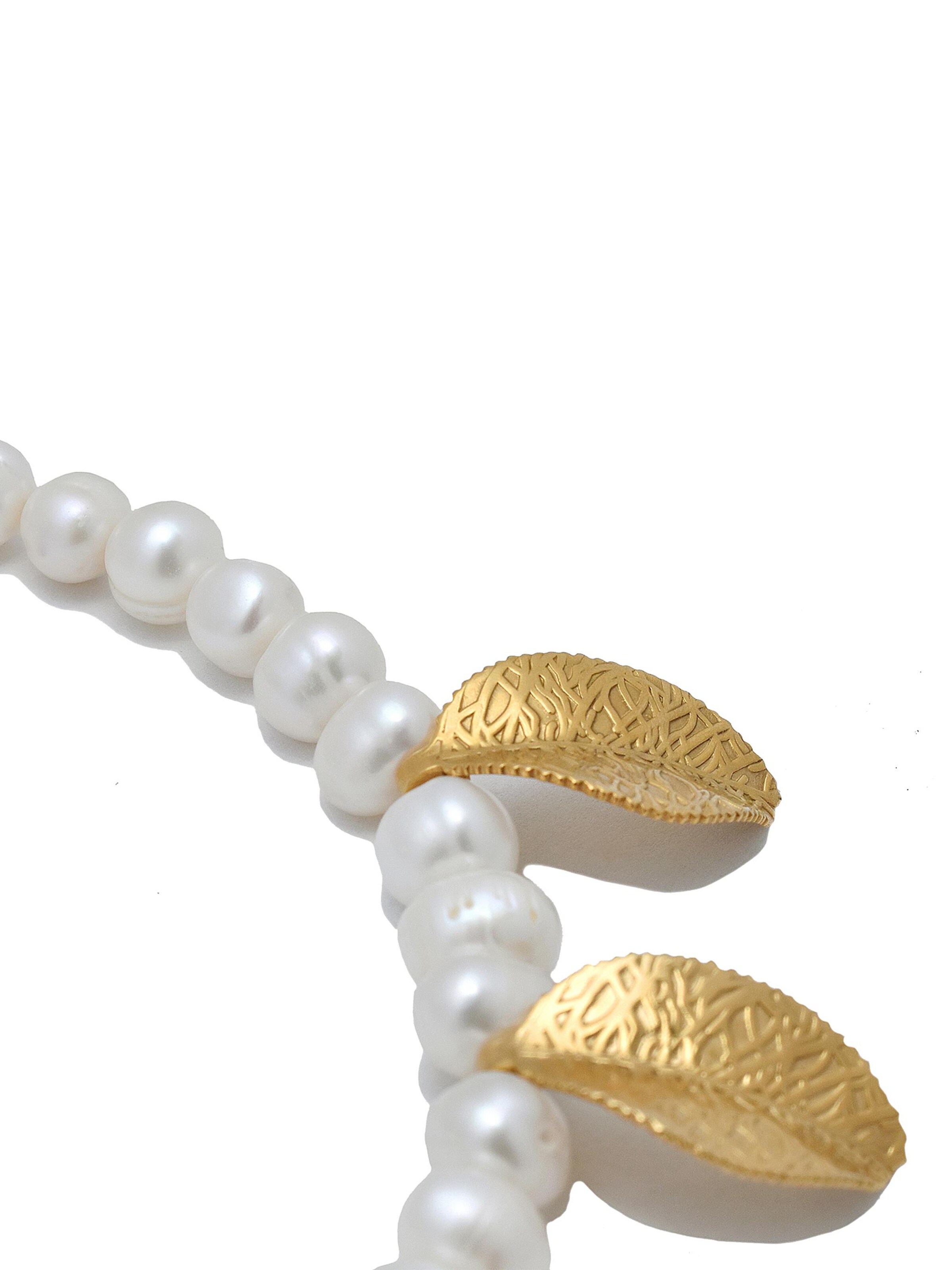 PUABI Necklace 'Ereshka' in White