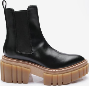 Stella McCartney Dress Boots in 40 in Black: front