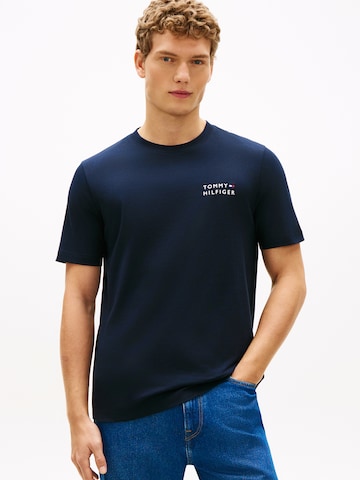 TOMMY HILFIGER Bluser & t-shirts 'BRAND LOVE' i blå: forside