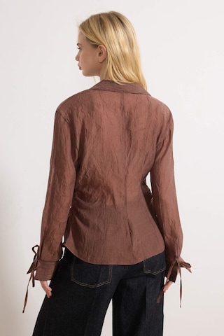 Trendyol - Blusa en marrón