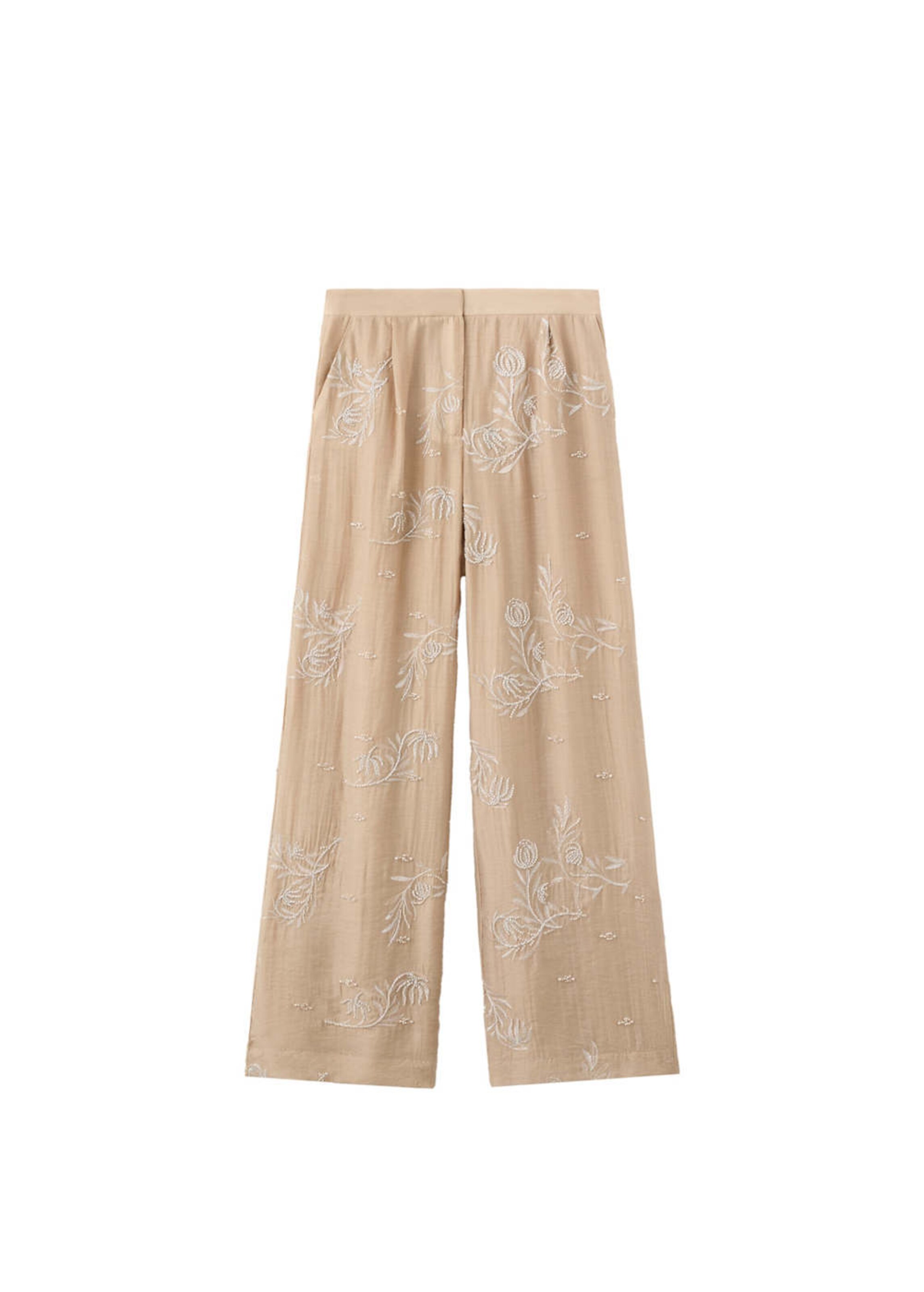MANGO Loosefit Mütze 'Miso' in Beige: Vorderseite