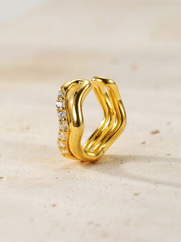 Orecchini 'Flow Cuff' di Hey Happiness in oro