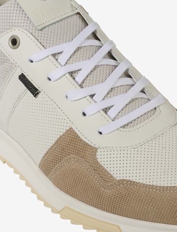 Baskets basses 'Ralph Runner' BULLBOXER en blanc