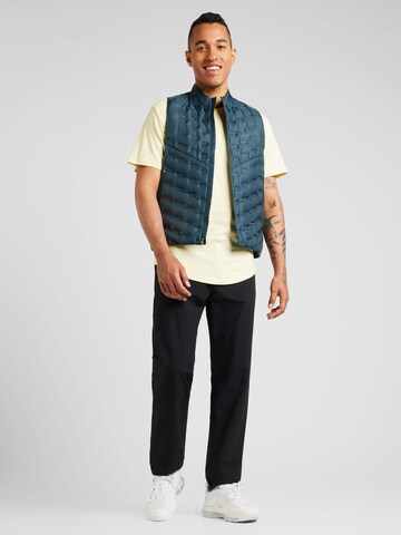 Gilet de sport 'AEROLOFT' NIKE en vert