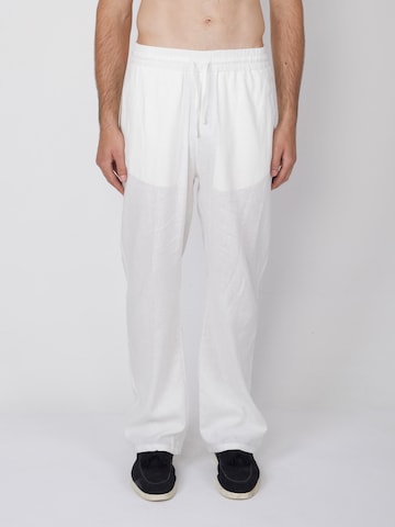 Loosefit Pantaloni di SHAMBLES in bianco: frontale