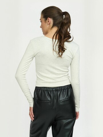 Haut ' SRLavana ' Soft Rebels en gris : devant
