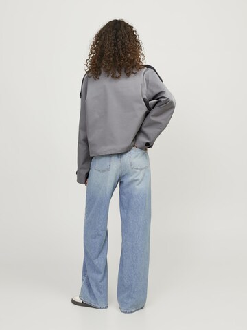 Manteau mi-saison 'Carlie' JJXX en gris