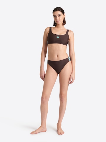 ARENA - Bustier Bikini deportivo 'ICONS' en marrón