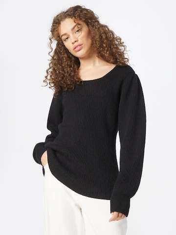 Twinset Sweater in Black: front