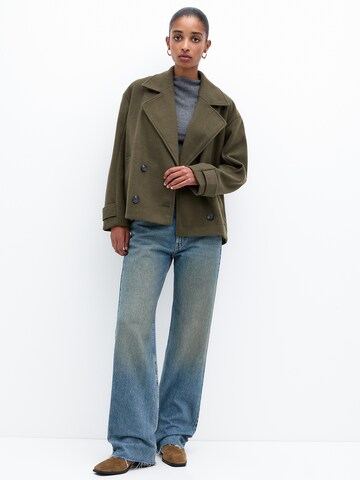 Pull&Bear Between-Seasons Coat in Green