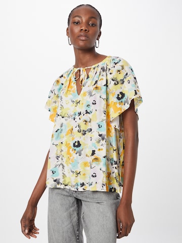 s.Oliver Blouse in White: front