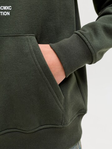 Jack & Jones Junior Sweatshirt in Green