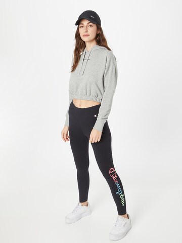 Champion Authentic Athletic Apparel Sweatshirt i grå