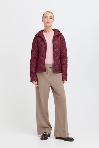 b.young Přechodná bunda 'BYBERTA' – červená