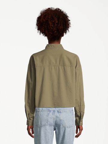 AÉROPOSTALE Blouse in Groen