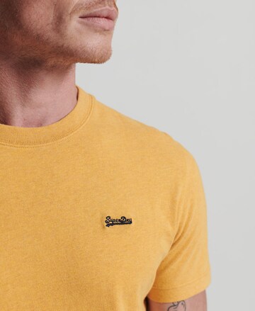 Superdry SUPERDRY Mikrostrukturiertes T-Shirt Dunkelgelb | YOU aus Bio-Baumwolle mit ABOUT Stickerei in