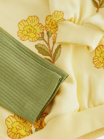 Set Next en jaune
