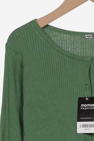 UNIQLO Sweater & Cardigan in L in Green