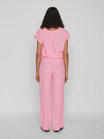 VILA Normalny krój Spodnie 'Prisilla' w kolorze różowy