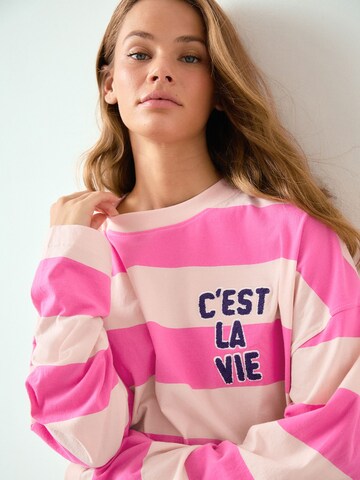 Next Shirt in Roze