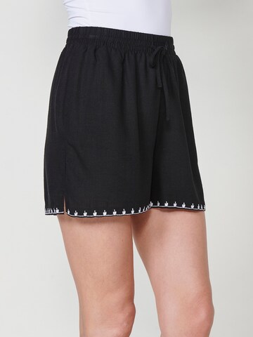 Loosefit Pantaloni di KOROSHI in nero