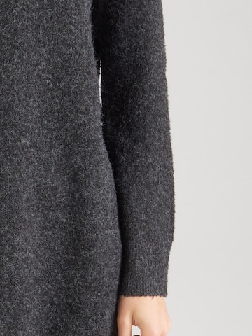 VERO MODA Трикотажное платье 'Doffy' в Черный