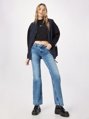 Tommy Jeans جينز ذات سيقان واسعة جينز بلون أزرق