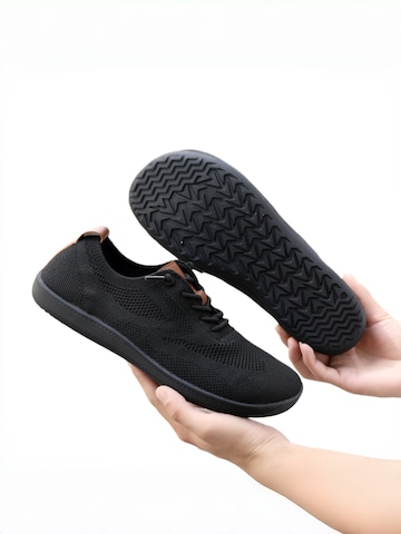 HUSKSWARE Sneakers in Black