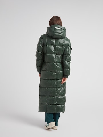 JACK1T Jacke ' EZ Boxed Ultra Lang Puffer Lux ' in Grün