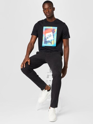 Tricou 'HEATWAVE' de la Nike Sportswear pe negru