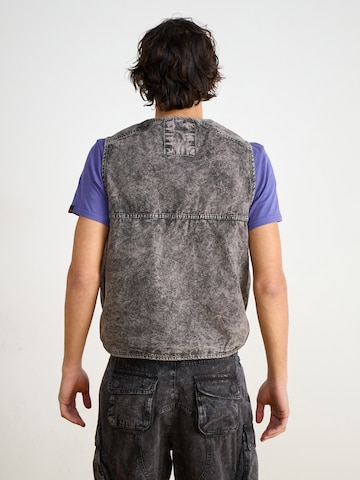 Gilet di ALPHA INDUSTRIES in nero