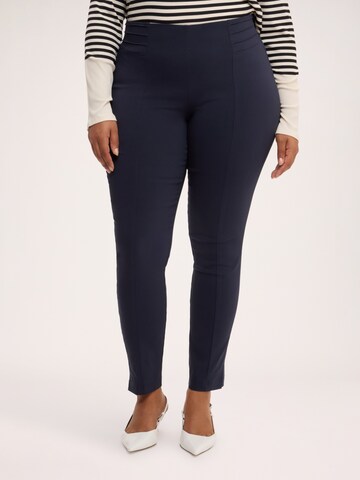 Coupe slim Pantalon Fiorella Rubino en bleu