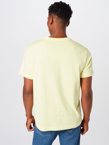 T-Shirt WEEKDAY en jaune