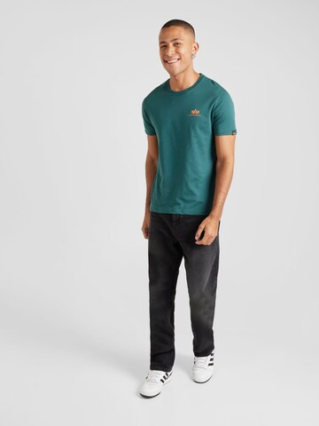 ALPHA INDUSTRIES Μπλουζάκι σε πράσινο