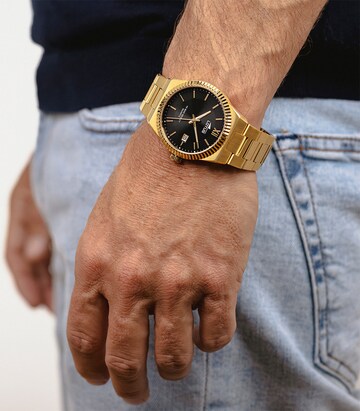 Lotus Analog Watch in Gold