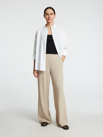 Loosefit Pantaloni 'TINNI' di SELECTED FEMME in beige