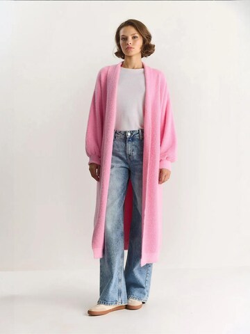 Bianco Lucci Knitted coat in Pink