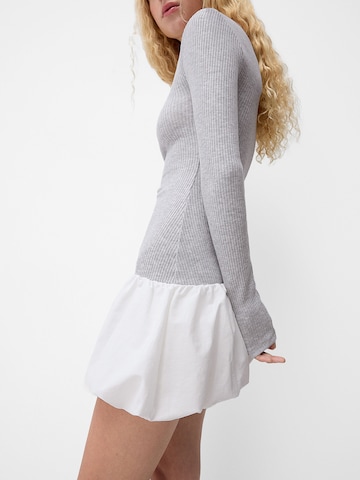 Robe Bershka en gris