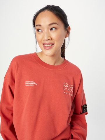 P.E Nation Sweatshirt 'DENIZEN' in Rot