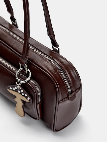 Pull&Bear Shoulder bag in Brown