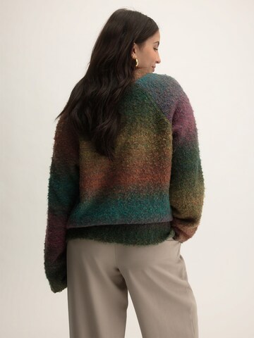 Cardigan KAVAZI en mélange de couleurs