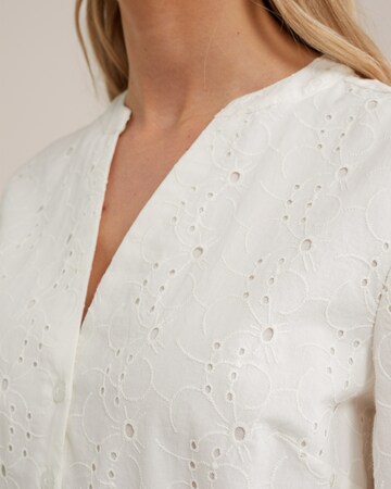 Robe-chemise WE Fashion en blanc