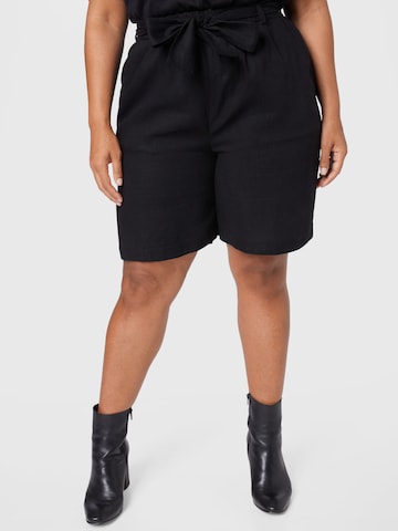 Selected Femme Curve - regular Pantalón plisado 'Gulia' en negro: frente